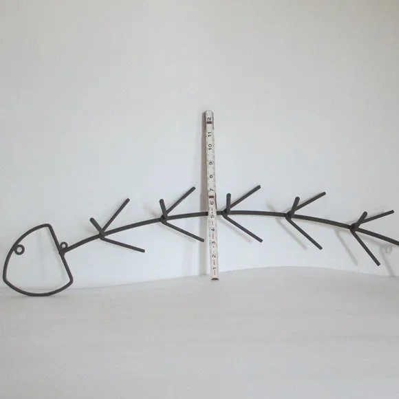 RUSTIC WROUGHT IRON COAT HOOKWALL RACK